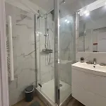 6 Pers Clim,piscine,parking,2 Balcons Apartment