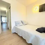 Apartment 6 Pers Clim,piscine,parking,2 Balcons *
