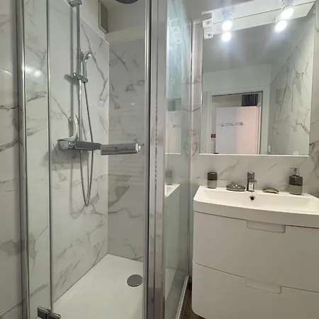6 Pers Clim,piscine,parking,2 Balcons * Le Barcarès