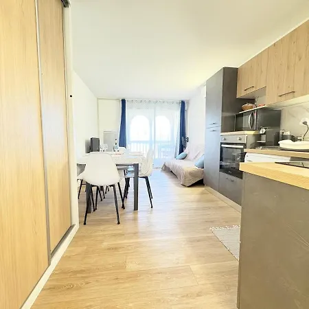 6 Pers Clim,piscine,parking,2 Balcons * Le Barcarès