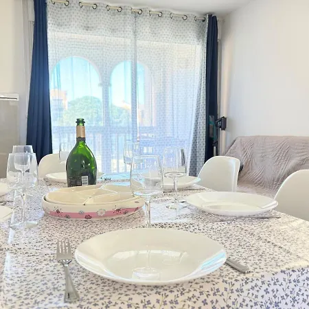 Apartmán 6 Pers Clim,piscine,parking,2 Balcons *