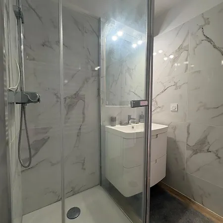 6 Pers Clim,piscine,parking,2 Balcons * Le Barcarès