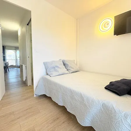 Apartmán 6 Pers Clim,piscine,parking,2 Balcons *